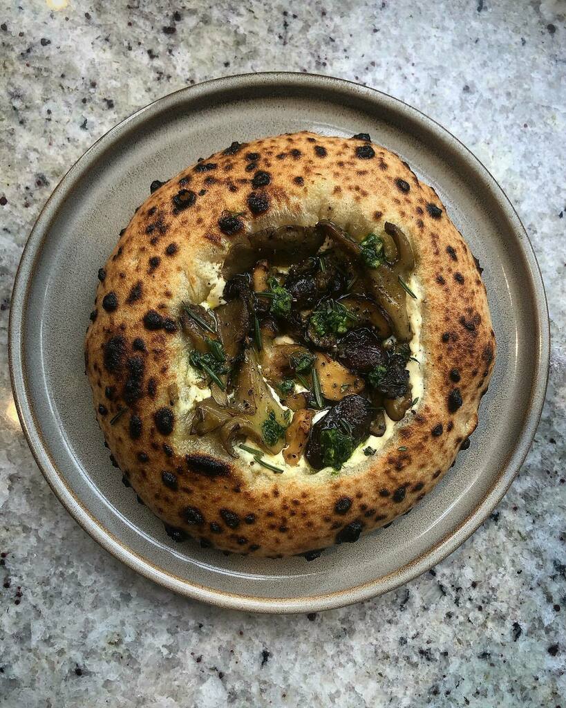 Wild mushroom, crème fraîche &amp; s’chug flatbread. Flying out @carmelrestaurantldn ✌🏻
.
.
.

#flatbread #berberandq #newopening #launch #restaurant #restaurantlaunch #keepitsimple #eeeeeats #flatbreads
#firefood #foodpics #bbqlife #onmytable #foodphotoofth… instagr.am/p/CXBgFVoow-t/