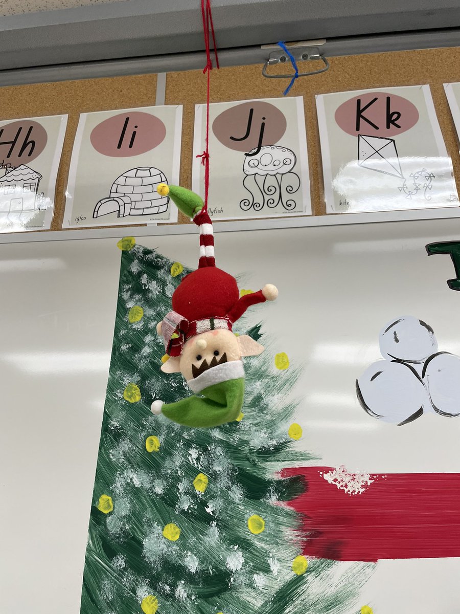 Silly Chicken Max! It’s only day 2, and he’s already getting into trouble 🤦‍♀️ 
<a href="/JAMMustangs/">McWilliam Mustangs</a>