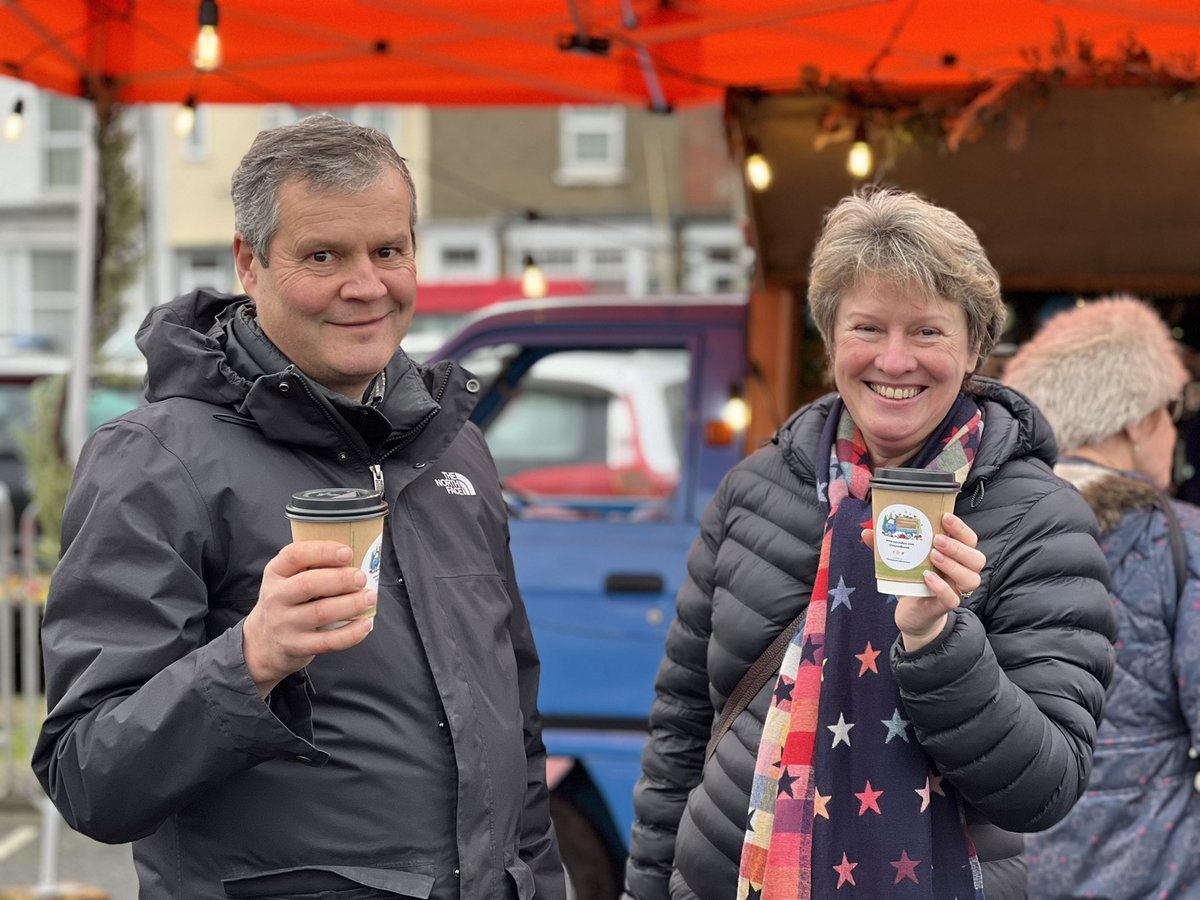 Caught <a href="/apmalejoinery/">A. P. Male Joinery</a> grabbing a brew today- we’re at a new spot for December (North Street car park) while the ice rink is around today, and from Sunday 5th until 2nd Jan! See you there ☺️