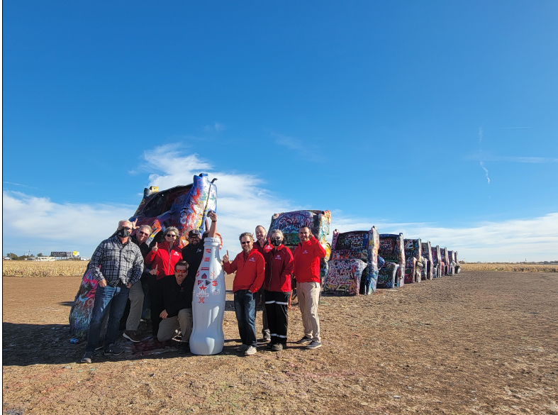 CocaColaSWB's tweet photo. Hello from the Texas Panhandle! Our #Amarillo team didn't hesitate to show our anniversary bottle a great time, including a trip to Cadillac Ranch and Palo Duro Canyon. What a view! See more pictures and the #RecognitionRoadtrip map at https://t.co/vXBczMCxeX #roadtrip #texas https://t.co/QwRvfA5Gzp