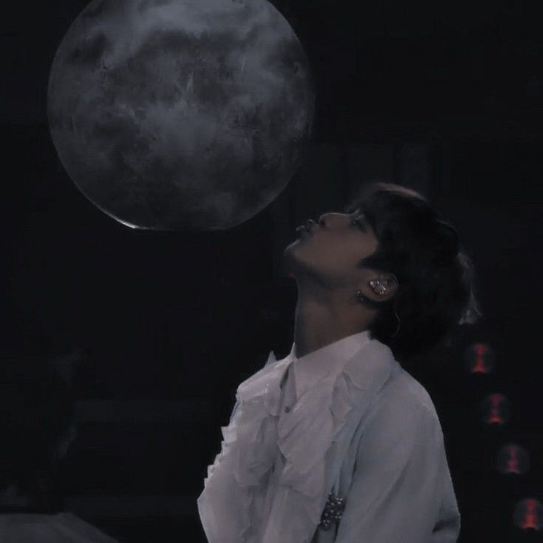 Jimin_heartlove's tweet photo. هر کلمه از Moonمنو یاد تو میندازه سوکجین:>
_من حتی اسم هم نداشتم
_تا این که تو رو دیدم
_تو به من عشق دادی
_و الان دلیلم شدی
_تو سیاره ی منی🌙
#PreciousFlowerJin
#Worldwidesinger
#GreatestEpiphanyJin
@BTS_twt https://t.co/NTYxwKH5oo