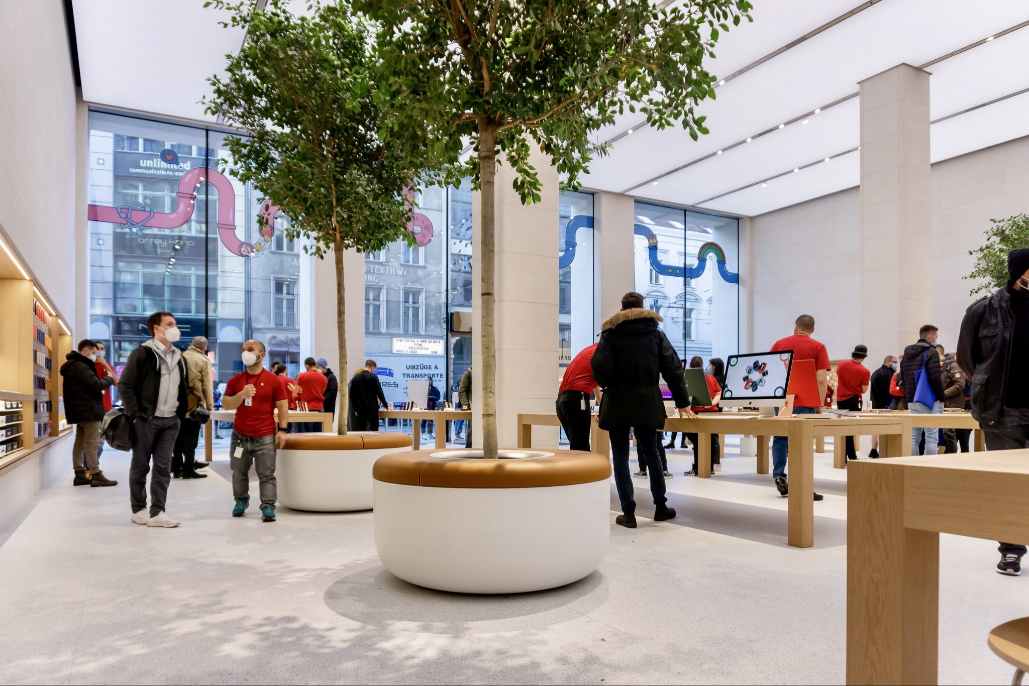 Apple Rosenthaler Straße opens Thursday, December 2, in Berlin - Apple