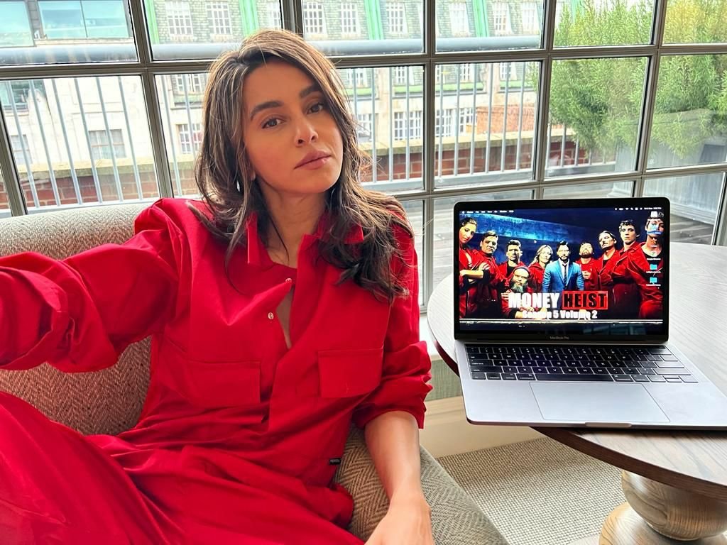 It’s #MoneyHeist Day guys! All set to say one last ciao to this beautiful show ❤️👸

Participate in the #IndiaBoleCiao contest to win exciting #MoneyHeist merchandise.

Share your entry and tag <a href="/NetflixIndia/">Netflix India</a>
Add #IndiaBoleCiao
For more details, visit Netflix India bio