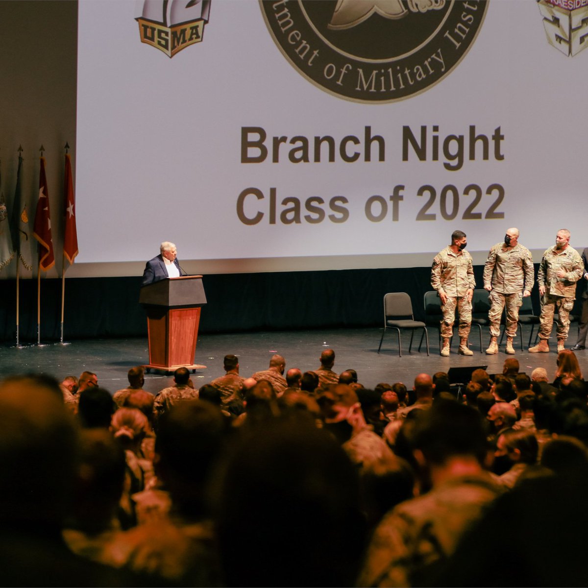 WestPoint_USMA's tweet photo. Class of 2022 celebrates Branch Night! 📜 #GoArmy https://t.co/9Co88m7NWQ