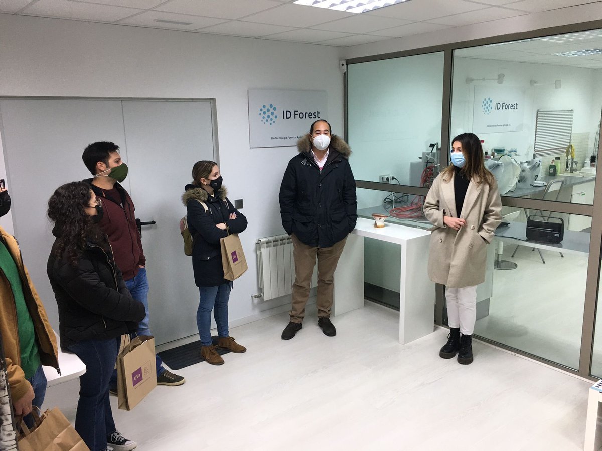 PC_UVa's tweet photo. Muy satisfechos con la jornada sobre innovación que hemos celebrado esta mañana en @UVaPalencia 

Gracias al Vicerrectorado, al vicepresidente de la @diputacionPalen y las empresas que habéis ofrecido vuestro valioso testimonio.

Seguimos trabajando para fomentar la innovación. https://t.co/muf6D3A1a1