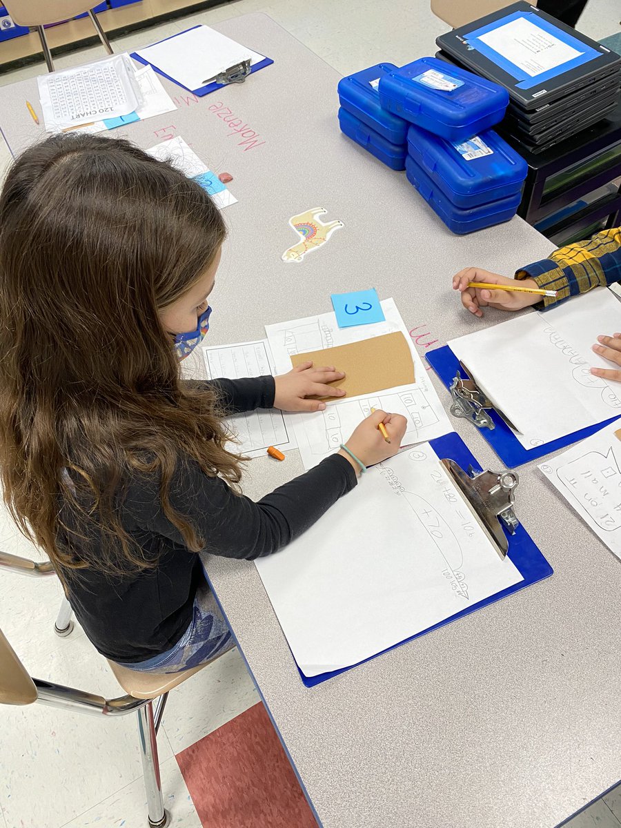 Adrienne Ross tweet media