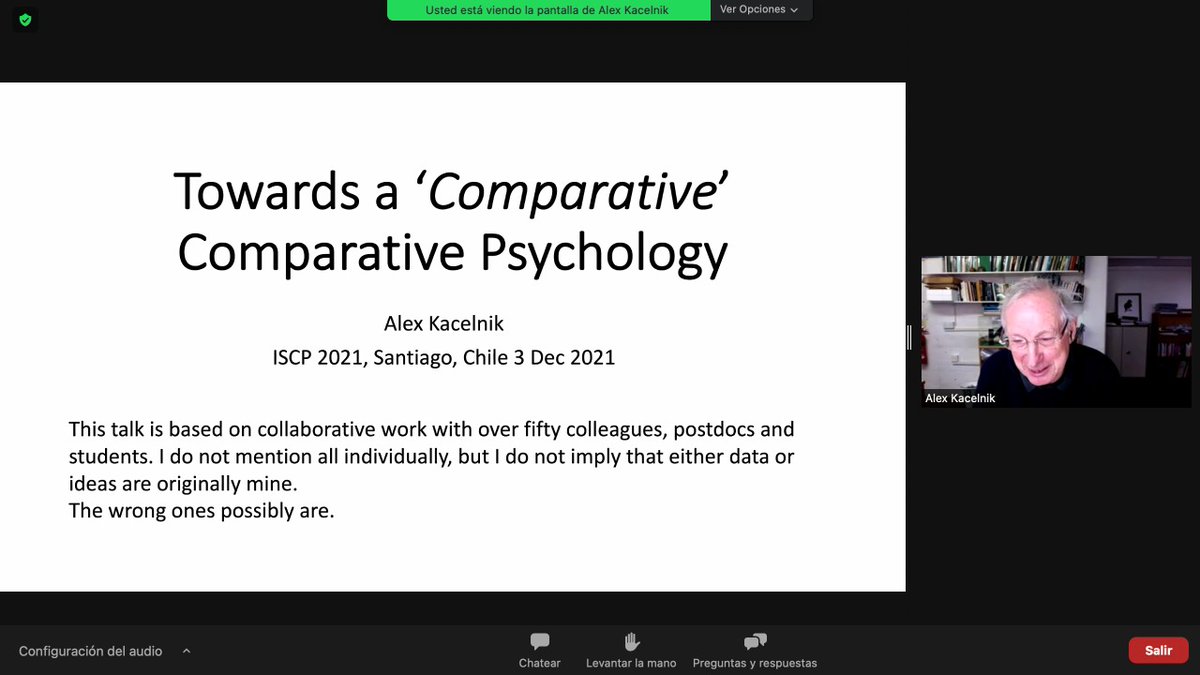 Our morning start strong! Alex Kacelink gives us an incredible lecture about comparative psychology

If you miss this talk, we will make the recording available later today in our website.
