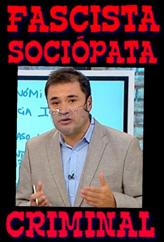 Ignacio47405730's tweet photo. OTRO EMPLEADUCHO DEL JEFE DE LA MAFIA FINANCIERA JOSÉ PIÑERA
UN PERIODISTA MEDIOCRE PERO UN ARRASTRADO DE PRIMERA 🤢🤮🐷💩 https://t.co/D9rTRE5nWh