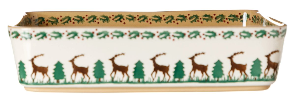 The best in show of our ovenware: this dish sells best and cooks most. Our Large Oven Dish in Reindeer cooks leftover turkey pie perfectly. bit.ly/2PFNxUb #nicholasmosse