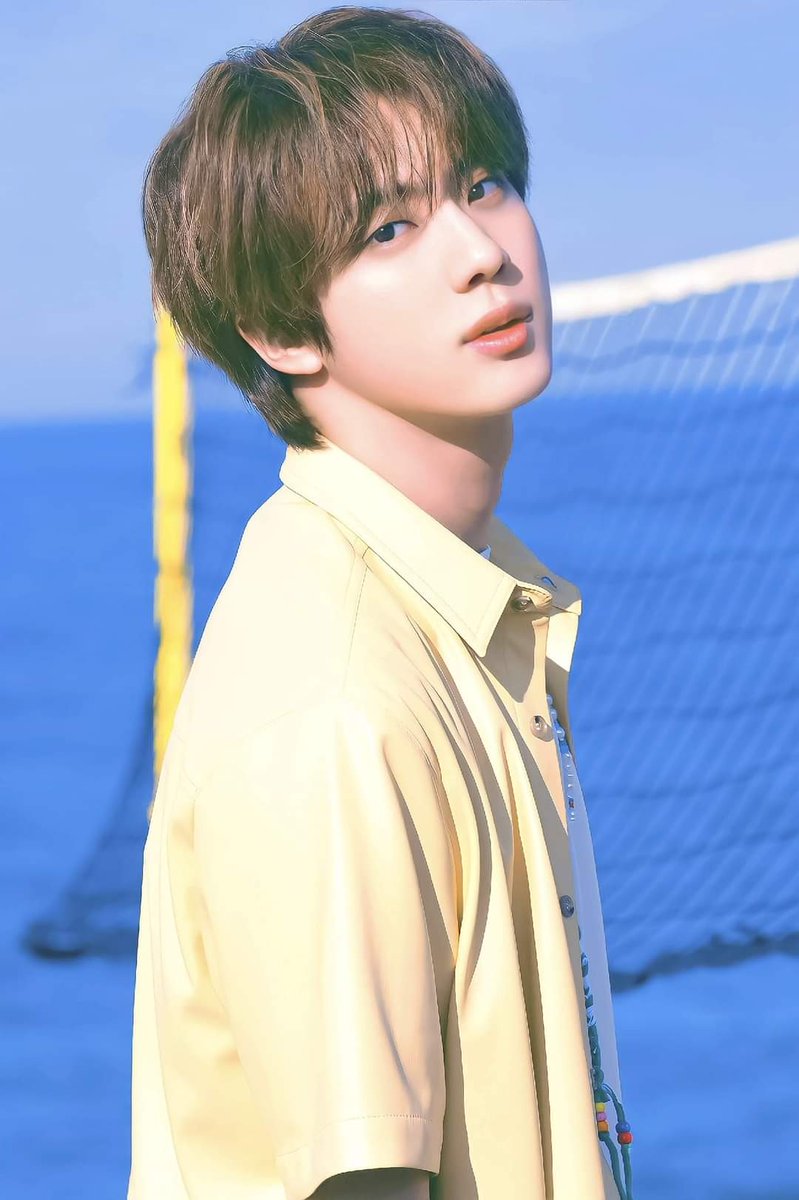 JvkXinh's tweet photo. Chúc mừng sinh nhật anh, 
Kim Seokjin.
Tinh hoa bầu trời, siêu sao thế giới. Bias đầu tiên của em 💜
#HappyJinDay
#ForeverYoursJin
#LightToOurAbyss
#BrightestMoonJin
#OurDayAndNightJin
#GreatestEpiphanyJin
#PreciousFlowerJin https://t.co/gV2qNbpm19