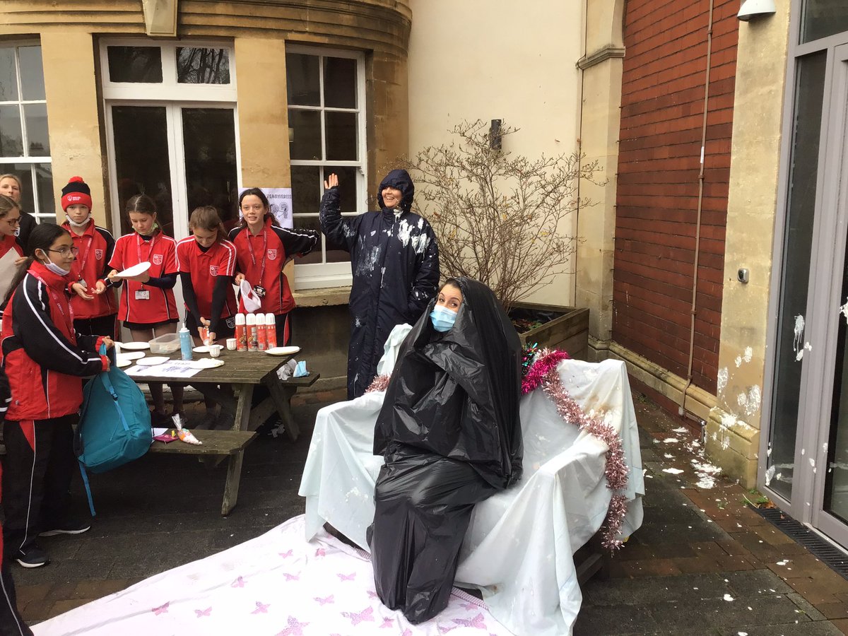 Redmaids’ High Sixth Form tweet media