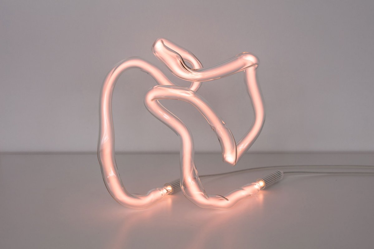 5vieartdesign's tweet photo. Jochen Holz, Pink Neon, 2019
#jochenholz #pinkneon #5vie #design #installation #collectible #collectibledesign #lightingdesign https://t.co/86gh9N1D1C
