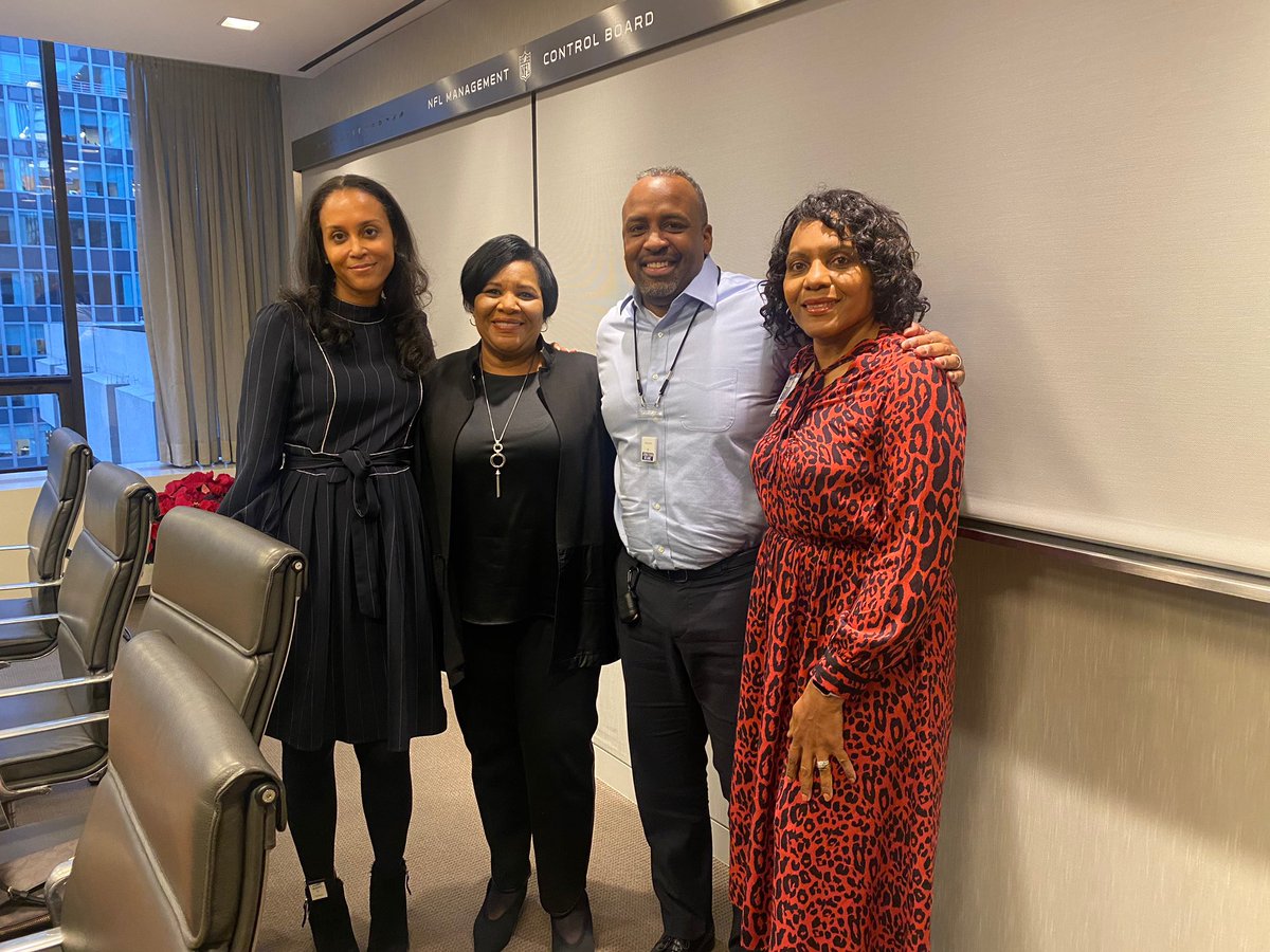 AliceMarieFree's tweet photo. Enjoyed our time meeting with @nflcommish, Roger Goodell, and his team this week at the @NFL headquarters. They are doing incredible things to inspire change!#InspireChange #TakingActionForGood #TAG #CriminalJusticeReform https://t.co/qE2vbHZPfD