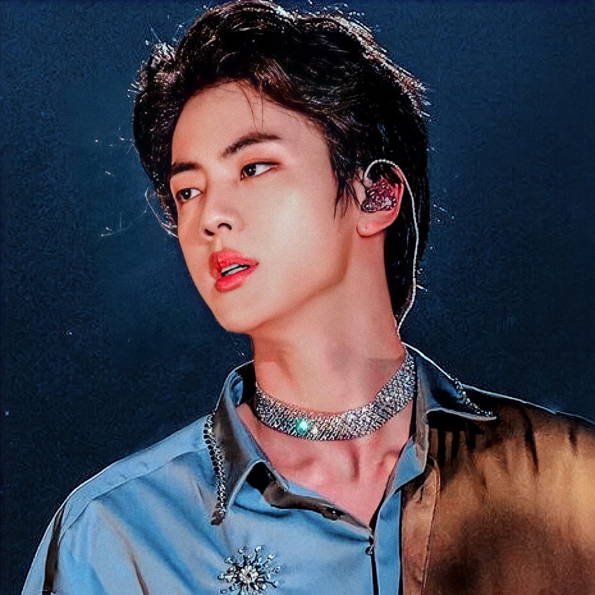 HTigula's tweet image. Happiest birthday JIN 💜
I really couldn't believe that this man is turned 30 😭😭 u raised 6 babies   but u r also a baby to us... Be happy 
#JinBirthday 
#JINDAY 
#MoonForJin 
You r forever moon to us love u 💜