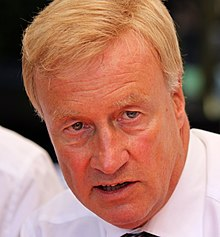 FamousGays's tweet photo. Ole von Beust (Gay) is a former German politician who was First Mayor of Hamburg from 31 October 2001 to 25 August 2010, serving as President of the Bundesrat from 1 November 2007 on for one year.  He was succeeded as mayor by Christoph Ahlhaus. https://t.co/oRluSlFBd2