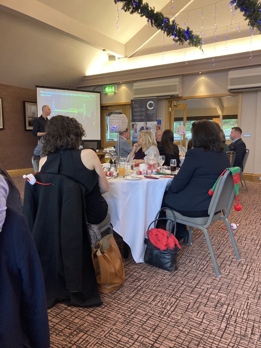 Laura Bright tweet media