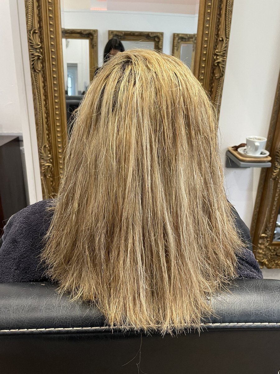 Solo_Hair_'s tweet photo. Keratin Smoothing Treatment @KeratinComplex  
☎️01626 351200 👩🏽‍💻 https://t.co/Zx9xjvxzyE https://t.co/mqgUPijZtG