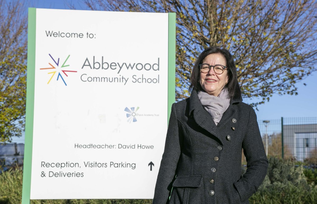sgconservatives's tweet photo. 🚨BREAKING🚨

We are delighted to be backing a £5million expansion of @AbbeywoodSchool in #StokeGifford - creating 300 new school places👩‍🎓

This is part of our ongoing record investment for new and existing schools across #SouthGlos

For more info, visit👇
https://t.co/cdDnPV2Sry https://t.co/YEn78ueCER