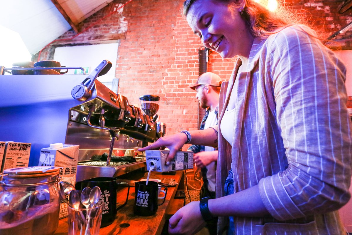 RancilioGroup's tweet photo. What a moment for RS1: the Pre and Post Infusion new feature and 3 The Barista League events in Copenhagen, Barcelona and now Manchester! 

Here are some pictures of Manchester 📸

#RancilioSpecialty #Rancilio #PreInfusion #Coffee #Espresso #RancilioGroup #TheBaristaLeague https://t.co/BfECJTJcA6