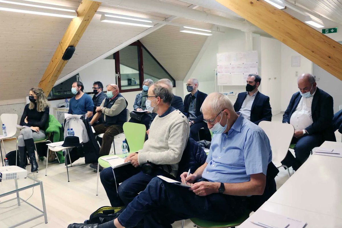 LouisBelet's tweet photo. Visite de la presse nationale et internationale chez Louis Belet. Nous avons  échangé sur les nouveautés technologiques ainsi que sur les défis futurs en terminant par une visite de nos ateliers.
Merci au @SIAMS16 pour l'organisation!
#louisbelet #siams https://t.co/PUCgZteMMH