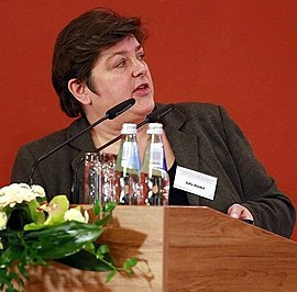 FamousGays's tweet photo. Julie Bindel (Lesbian) is an English radical feminist writer. She is also co-founder of the law reform group Justice for Women, which has aimed to help women who have been prosecuted for assaulting or killing violent male partners. https://t.co/V4tk8GhoIP