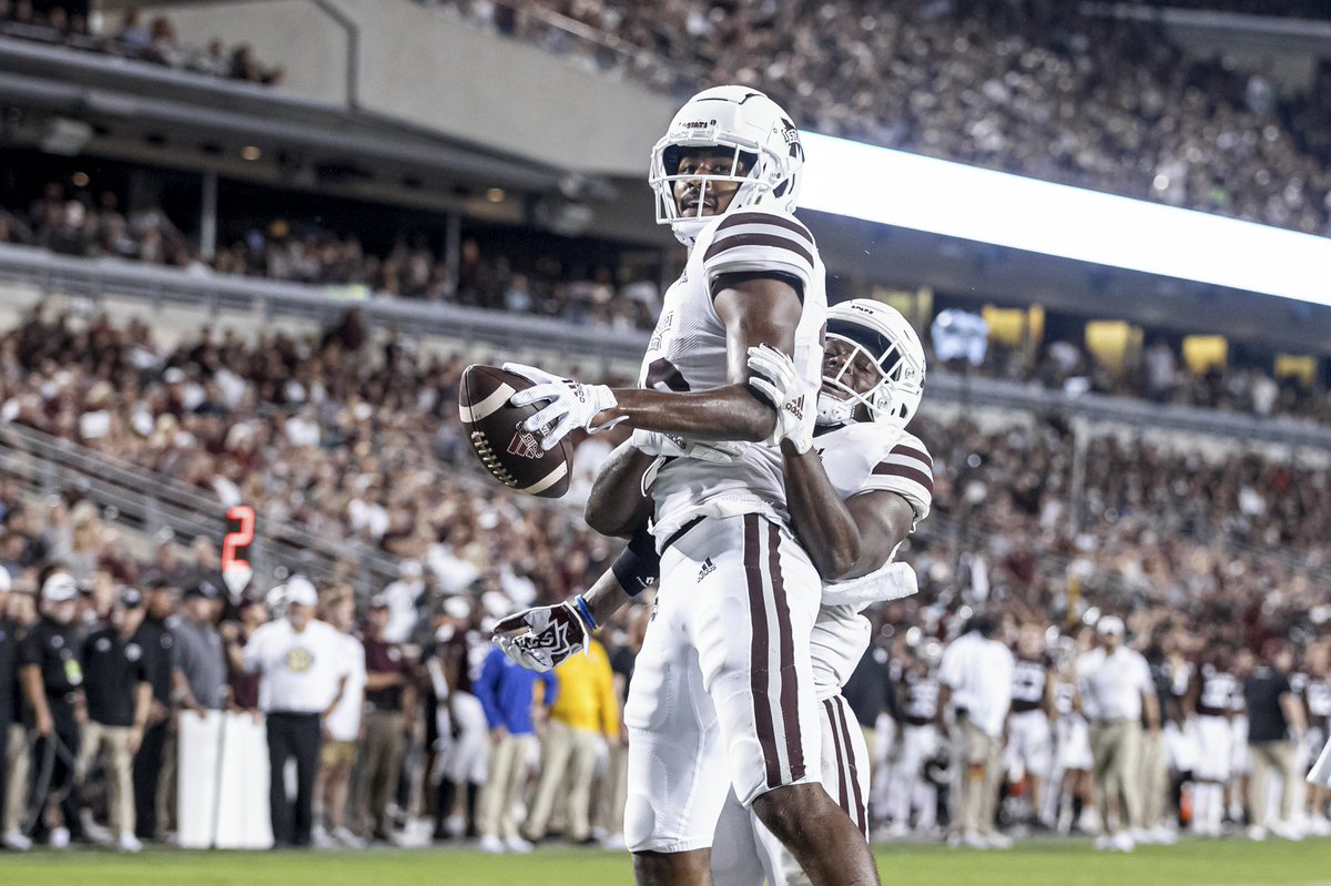 👀 <a href="/showtimemakai/">Makai Polk</a> 🔥

𝟵𝟴 𝗥𝗘𝗚𝗨𝗟𝗔𝗥-𝗦𝗘𝗔𝗦𝗢𝗡 𝗥𝗘𝗖𝗘𝗣𝗧𝗜𝗢𝗡𝗦:
▪️ Leads the <a href="/SEC/">Southeastern Conference</a> 
▪️ @hailstatefb record
▪️ Tied for the most in the Power 5
▪️ 2nd in the nation

#HailState🐶 | #AirRaid 🏴‍☠️