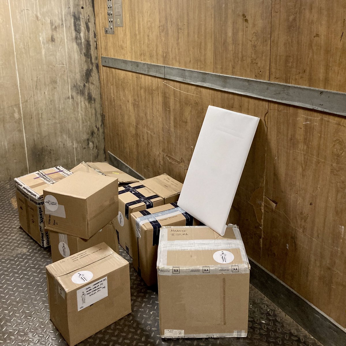 FobiddenColours's tweet image. Aurten ere @durangokoazoka -n egongo gara 
Abenduaren 4tik 8ra
Goienkale 61 

@EtxebarriaMusic 
@Reykjavik606 
@HannotMintegia - #moxal
#eñautzubizarreta 
@empty_files 
#anderunzaga 
#zabala 
@amorantenaiz 
@ander_muji - #testura 
@elena_setien 
#xabiererkizia 
#grandedays