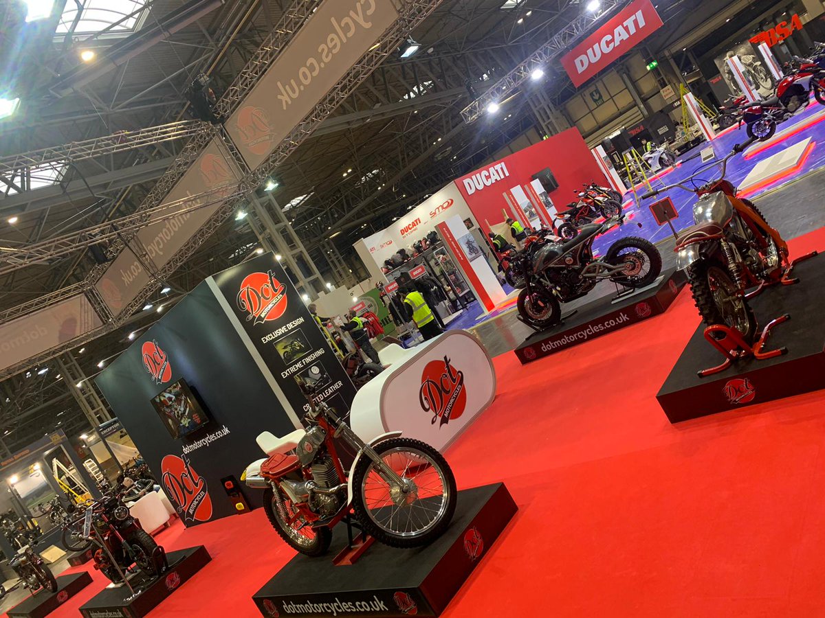 motorcycles_dot's tweet photo. Sneak preview 🏍🏁
Tomorrow is the big day and our bikes are ready to show off the beauty of hand-made British manufacturing. See you very soon!
#motorcyclelive #devoidoftrouble #NEC #motorcycles #britishmotorcycles #caferacer #scrambler #vintagemotorcycle #automotiveengineering https://t.co/pGdVsrKg2I