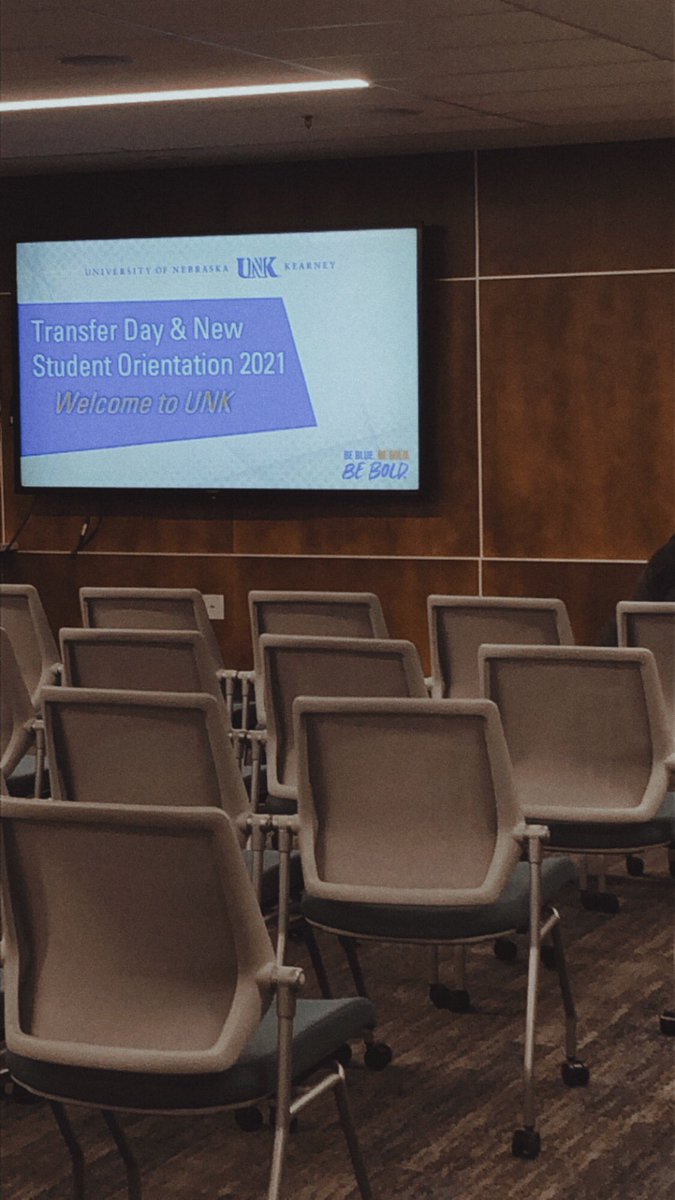 DeenaDarnay's tweet photo. Happy Transfer Day! 🤘🏼#golopers #unk #bebluebegold https://t.co/tPOdLZLPWK