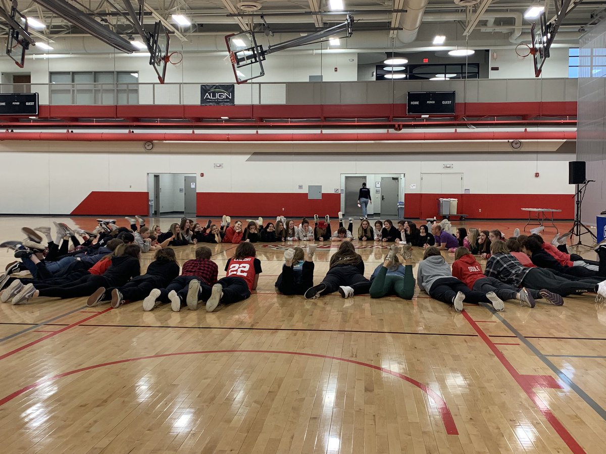 MWHSLinkCrew tweet media