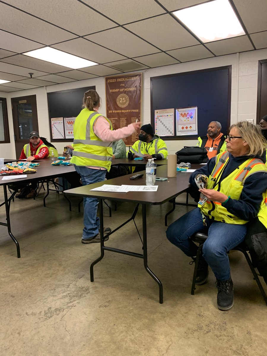 PHL Day Ramp safety meeting.
Discus was tug speed ways to improve the work environment.