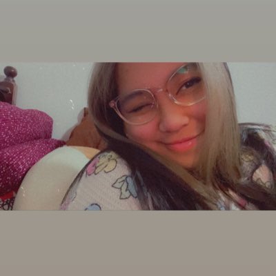 GM0URNING's tweet photo. THIS IS ME NOW GUYS!!!! https://t.co/l9sdFSQMAT