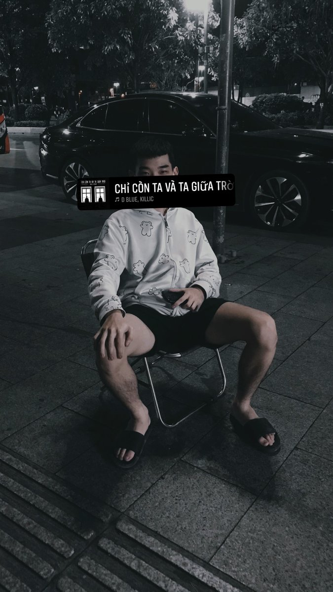 cammmmmmmmmmmmn's tweet photo. xin loi vi con mat hoi chill https://t.co/fGhkgRg3eA