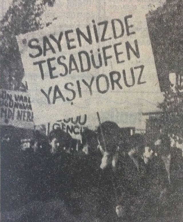 1 Mayıs 1978, 1 Mayıs gösterilerinde açılan bir pankart.
