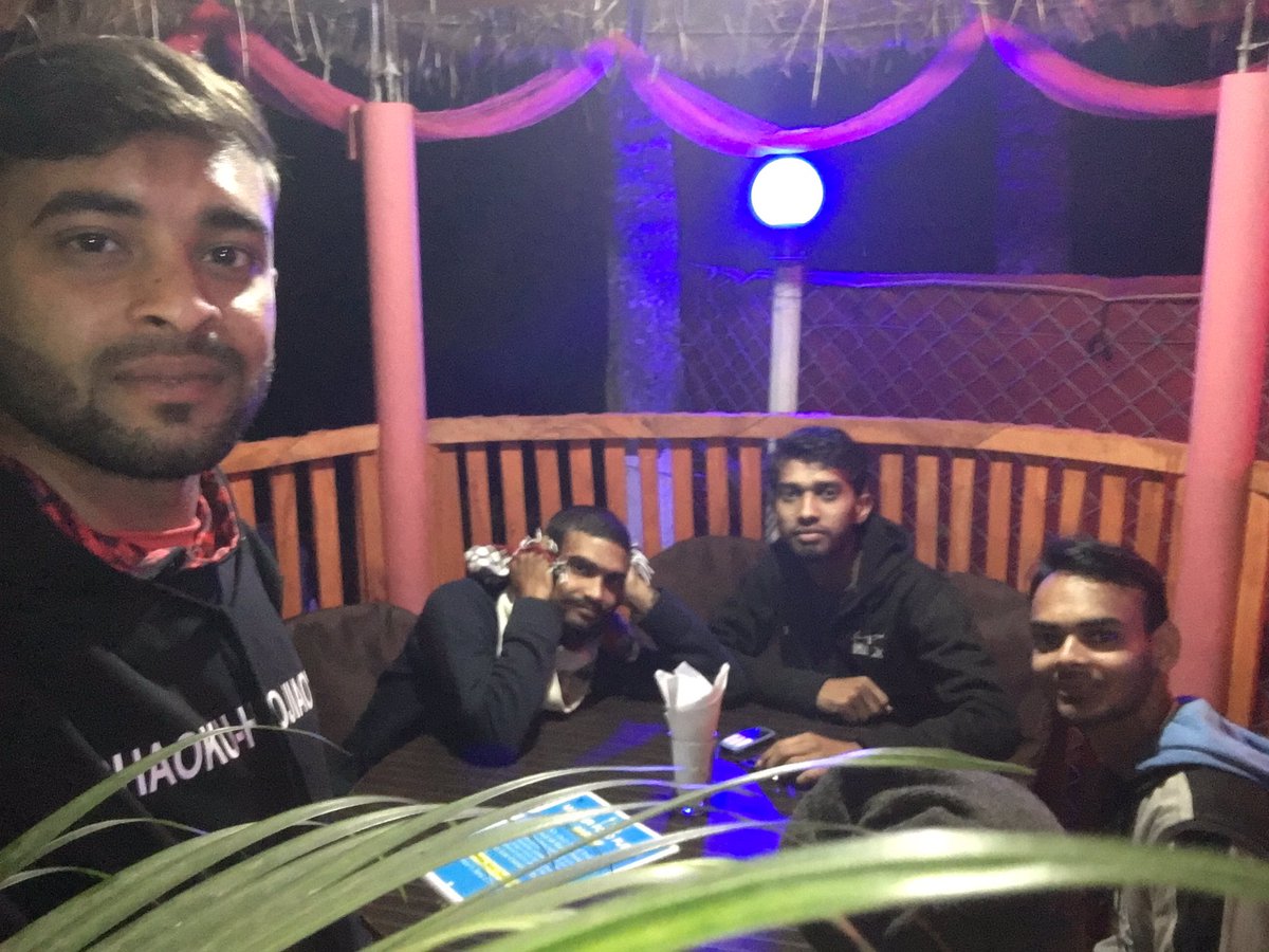 shozibahmedinfo's tweet photo. তাদেরও আছে বন্ধুদের নিয়ে মজার কিছু স্মৃতি।
#Bheramara #iPhone #photography https://t.co/OVcy6L800i