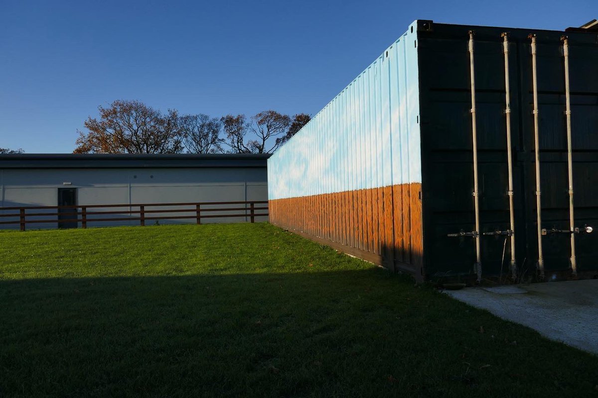 WhitefieldBrew's tweet photo. Local Artist David Mcelgunn painted a stunning barley field on the side of one of our containers. 🌾

We have some great plans for what is going inside.. watch this space! https://t.co/wmc471bPsK