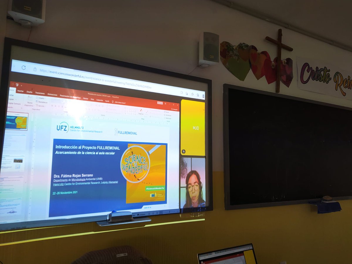 cristorey_jaen's tweet photo. El grupo de #tecnología de 2º de #bachillerato pudo charlar con la #investigadora Fátima Rojas Serrano, del Helmholtz Centre for #Environmental Research, sobre el #proyecto FULLREMOVAL y el problema de la resistencia a los #antibióticos.

#cristoreyjaen #fullremoval #sciences https://t.co/dWc3TQSrT6