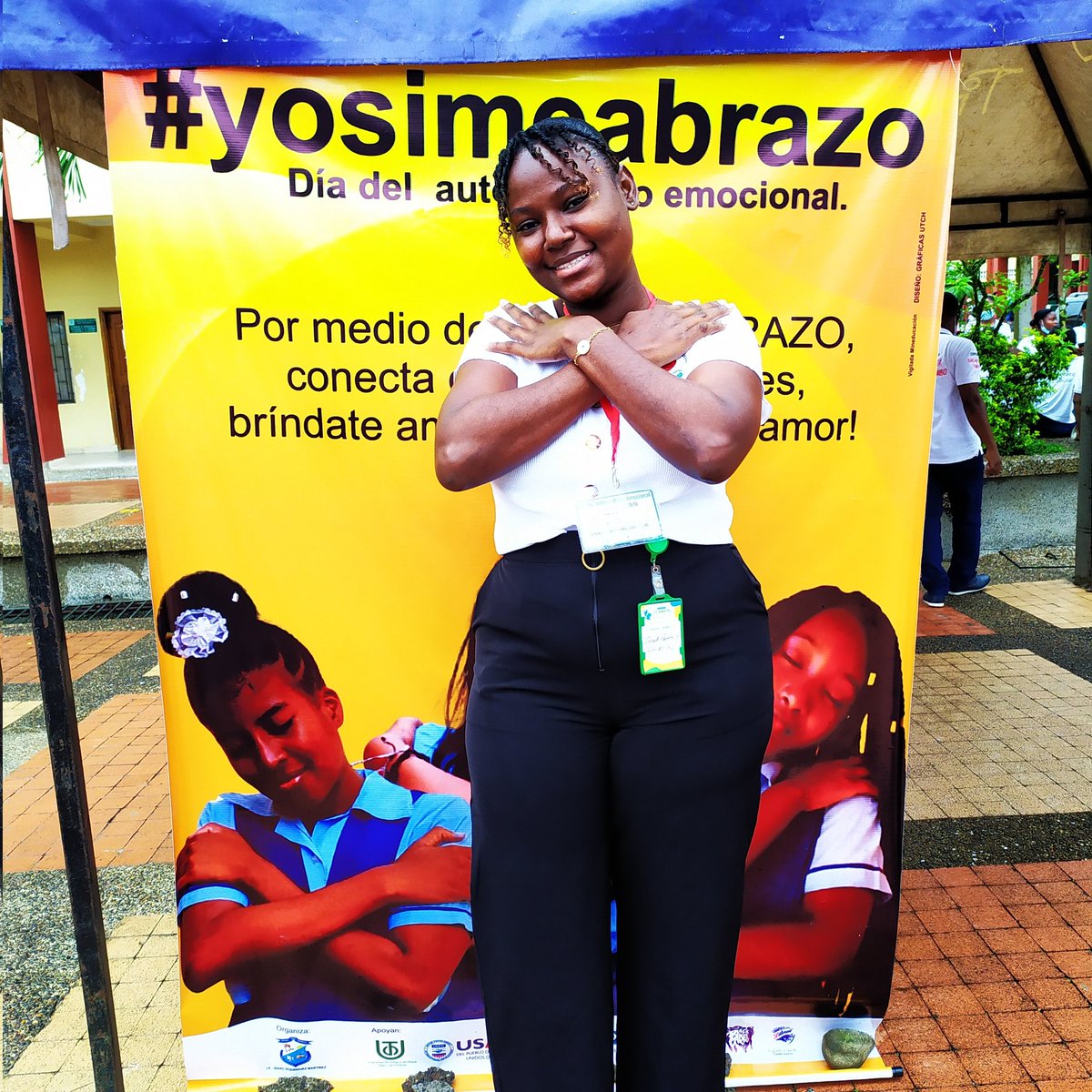 teabrazocol's tweet photo. ¿Te haz sentido solo? ¿Te sientes incomprendido? Un #Autoabrazo es el arma ideal para recordarte lo valioso que eres y el amor que siempre debes tenerte. 🤗🥳🤩🥰 #YoSímeAbrazo https://t.co/dy1imFaZwy