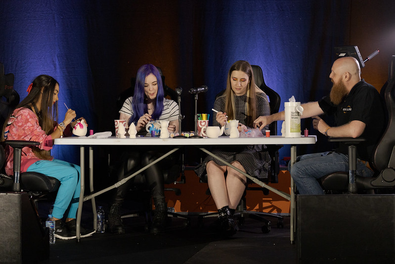 EPICLAN's tweet photo. What's the first thing you think of when someone says LAN?
Painting.
Yeah, us neither. But we got @QueenieandBlue @Veracityy_ and @BillieTrixxx to show off their creative skills at #EPIC34. Check out their creations:
https://t.co/rFydVMwV5Z https://t.co/aFO2dYbXOL