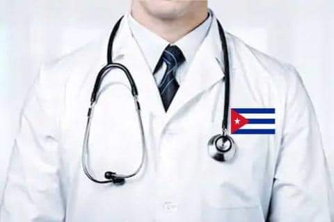 @DiazCanelB Felicidades a todos los médicos latinoamericanos
#CubaVive 
#DiaDeLaMedicinaLatinoamericana