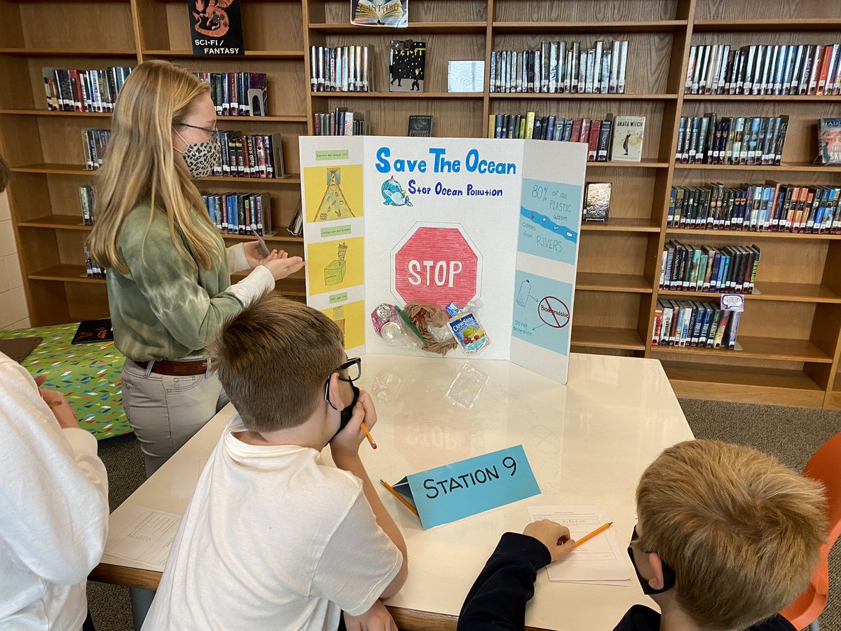 mrsjhowland's tweet photo. Amazing #gamechanger project presentations, 7-1 AIG students! So proud of your efforts and the knowledge that you WILL change the world! #SalemProud @SalemMSWake @Mgreynolds409 https://t.co/q5KAWzYB5B