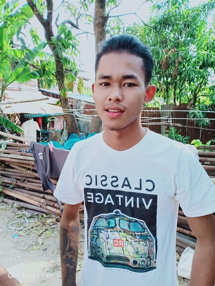 ThiHa29623747's tweet photo. ဘယ်သူကိုရွေးမလဲ??? https://t.co/xmlGUkgTZ6