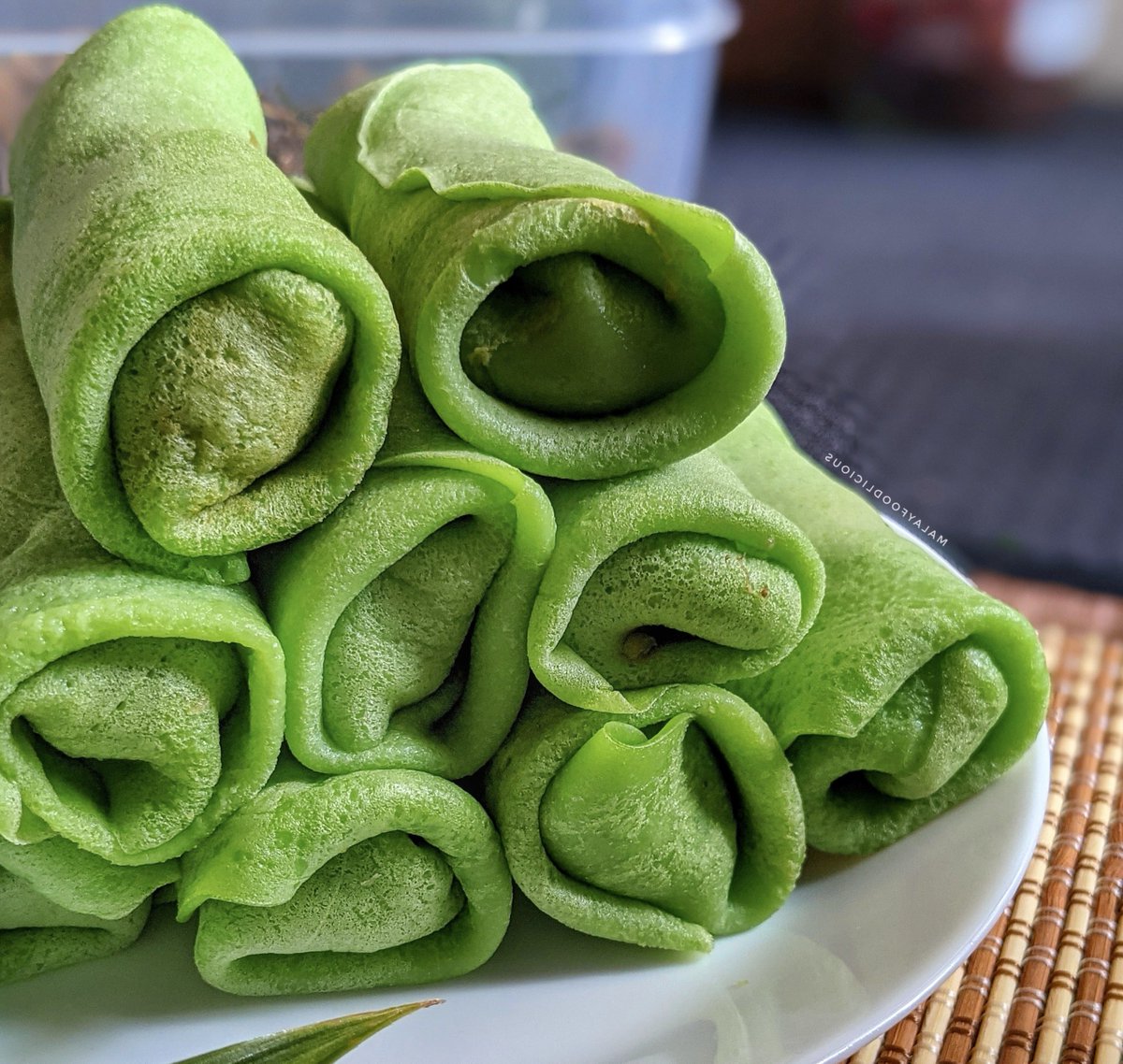 Ashsukamakan's tweet photo. Pandan flavour can never go wrong 🥺❤️ https://t.co/MpYF7XGReY