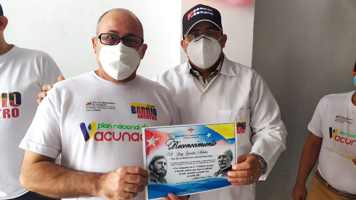 Misión Médica Cubana en Venezuela (@cubacooperaven) on Twitter photo La inteligencia cultivada, el capital humano es lo que hace posible que podamos hablar de miles de médicos ayudando a otros países.
¡Felicidades en el Día de la Medicina Latinoamericana!
#HéroesDeLaSalud #CubaPorLaVida #CubaCoopera
<a href="/cubacooperaven/">Misión Médica Cubana en Venezuela</a> <a href="/MINSAPCuba/">Ministerio de Salud Pública de Cuba</a> La inteligencia cultivada, el capital humano es lo que hace posible que podamos hablar de miles de médicos ayudando a otros países.
¡Felicidades en el Día de la Medicina Latinoamericana!
#HéroesDeLaSalud #CubaPorLaVida #CubaCoopera
<a href="/cubacooperaven/">Misión Médica Cubana en Venezuela</a> <a href="/MINSAPCuba/">Ministerio de Salud Pública de Cuba</a>