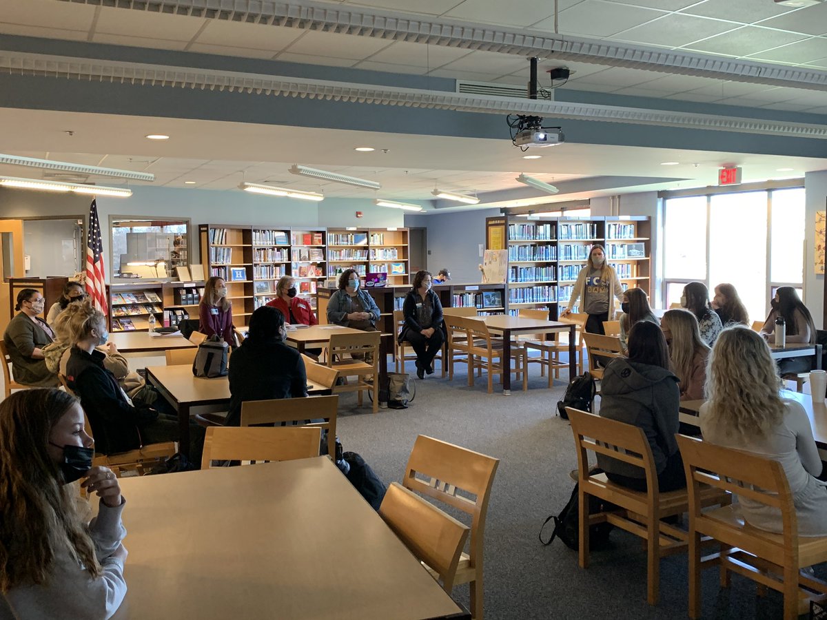 FTHighlandsHS's tweet photo. Thank you to Early Childhood Education experts for sharing post secondary career options with students @AhrenWagner @hhs_fccla https://t.co/7P8bybWuu4