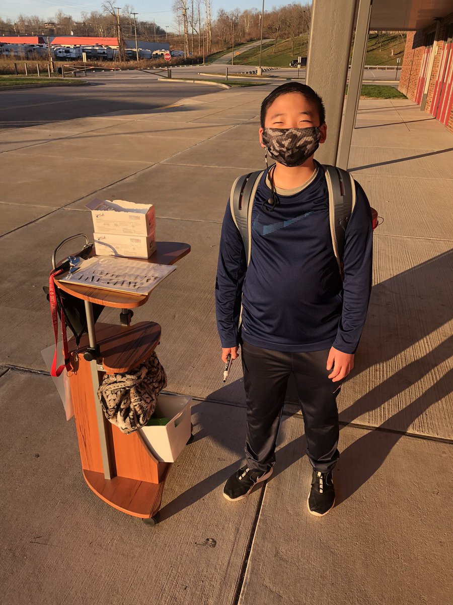 BoydCoSuper's tweet photo. A big shout out to @BCMSBoyd 6th grade student Sawyer Spears. He was my right hand man this morning while on bus duty. #BeTheExample https://t.co/A6SmKHYvqb