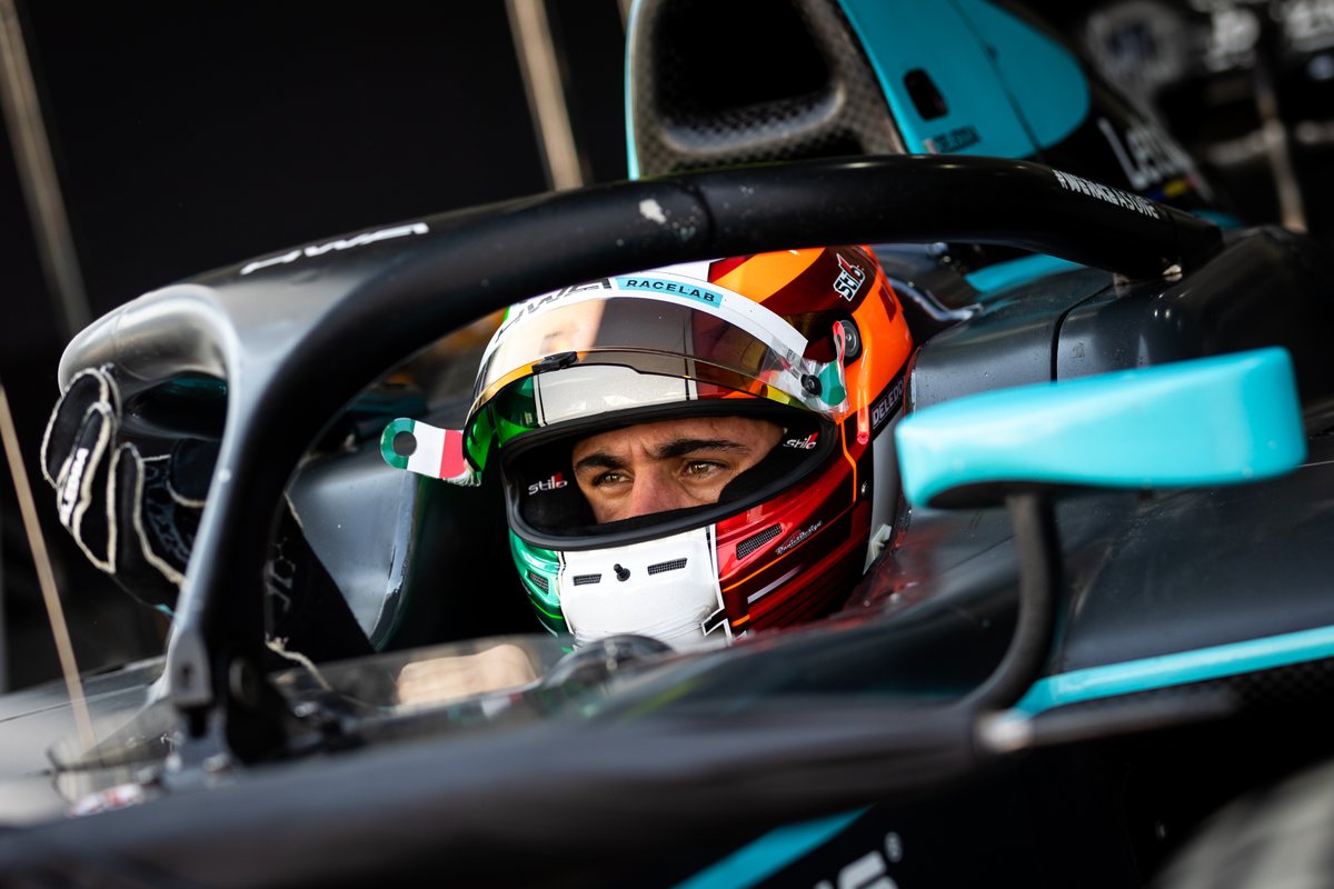 Giornata storta per Deledda nel #SaudiArabianGP #F2: per un incidente nel turno libero non ha potuto partecipare alla qualifica per i danni rimediati dalla vettura @hwaag_official