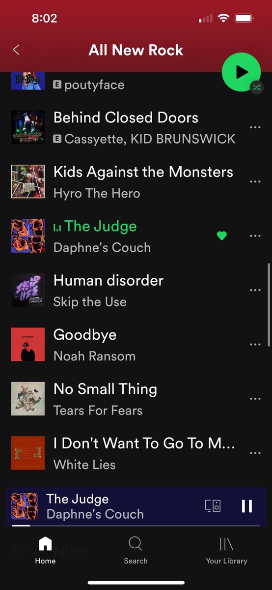 Daphne's Couch tweet media