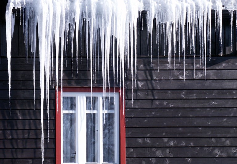 smsooland's tweet photo. Winter weather can quickly move from wonderland to worrisome.  Removing ice dams can be dangerous. Learn some tips for removal and what to do if an ice dam has caused damage to your home.  https://t.co/vwTZ1G7U9b https://t.co/Q4wnLQXz0x