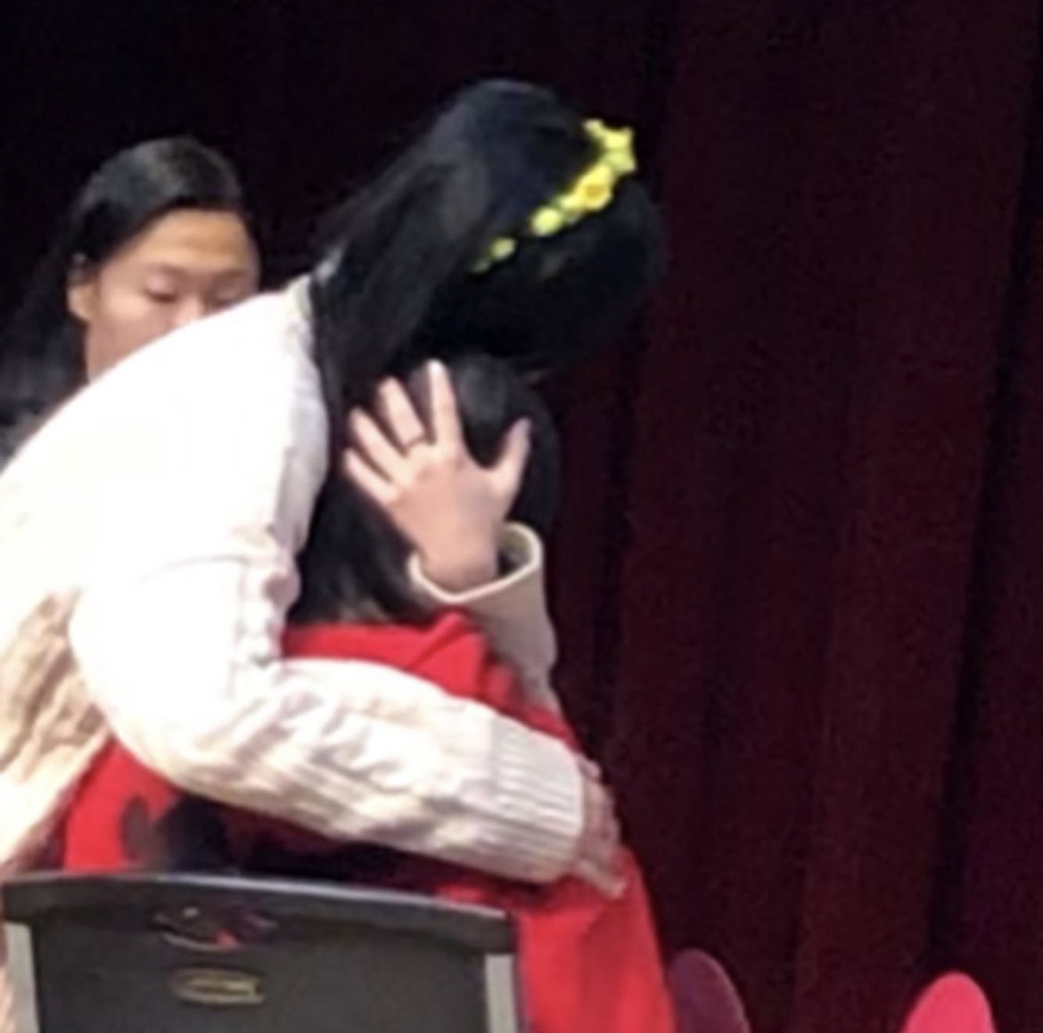 april_0409_'s tweet photo. #킹름다운갓기천사내려오신날
#Dear_JINSOL_HBD
울 솔이언니 생일축하해요🥳💚
언니 보고싶을 때마다 꺼내보는 사진들🥺🥺
언니 처음 좋아했을 때가 초등학생이었는데 벌써 입시도 끝나구 내년에 성인이라는 사실이 안 믿겨요 오랜시간 함께한만큼 언니는 내게 너무 소중한 사람💚 평생 사랑해요❤️‍🔥 https://t.co/gbVe02ogXo